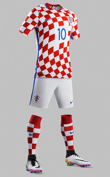 jersey-euro-2016-terbaik-05-croatia-home